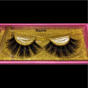 LUXURY MINK LASHES BY IMELDA